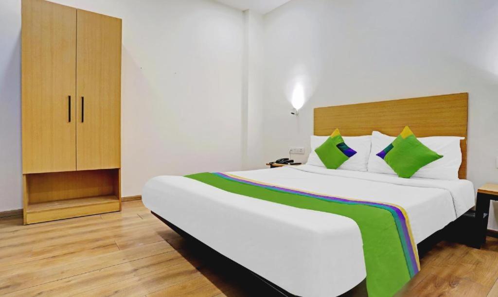 Hotel Orient Avenue Nagpur Eksteriør billede