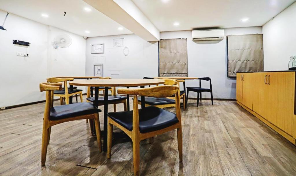 Hotel Orient Avenue Nagpur Eksteriør billede