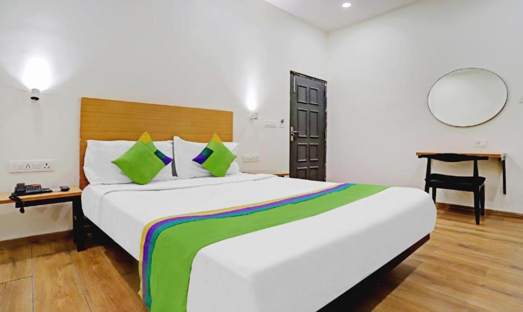 Hotel Orient Avenue Nagpur Eksteriør billede